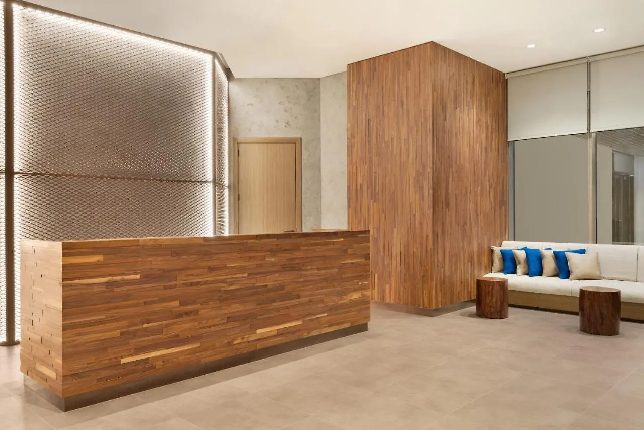 Mercure Dubai Gold District 3*,  Spojené arabské emiráty