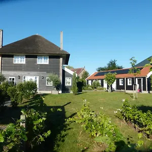  Bed & Breakfast Bed En Brood Donna Nederland