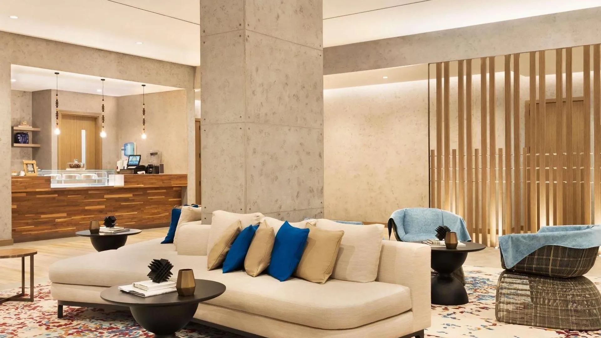 Mercure Dubai Gold District Hotel