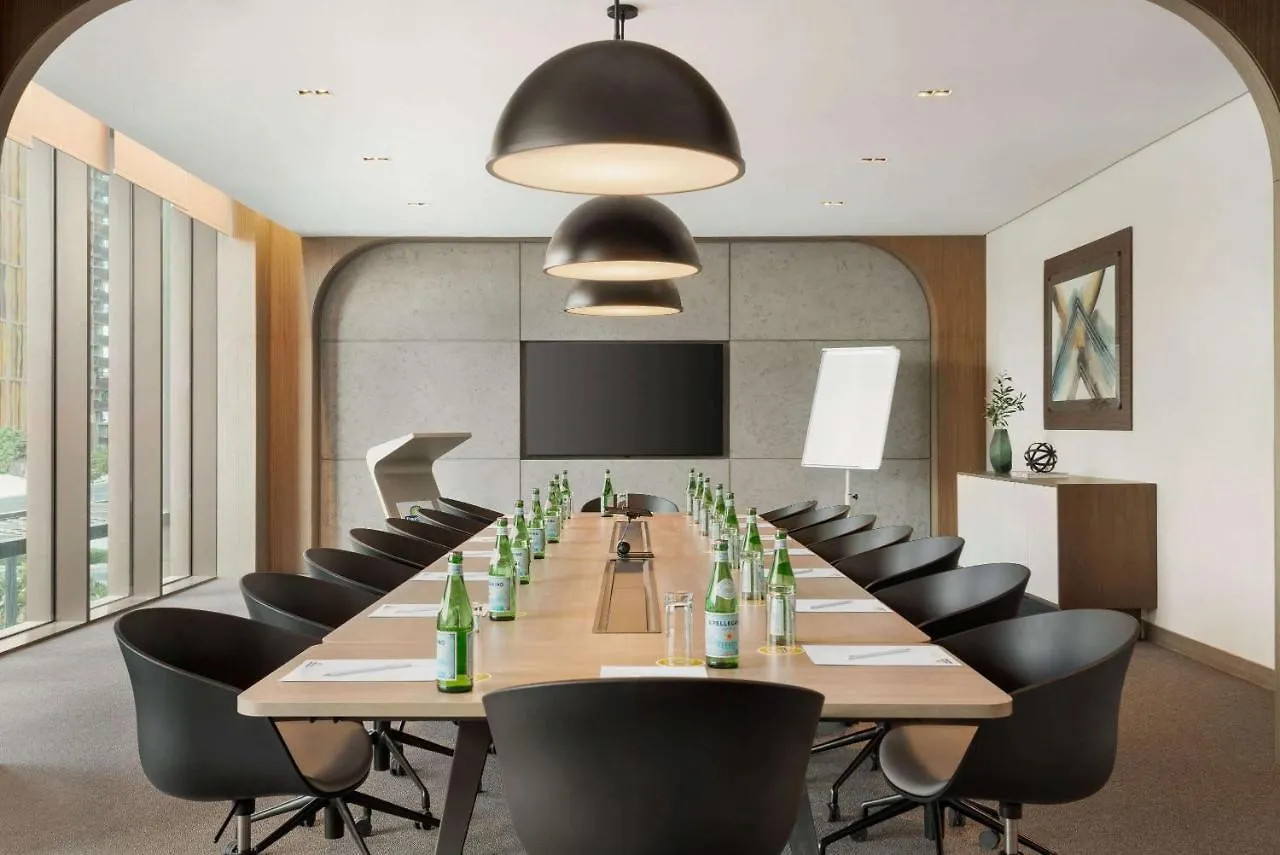 Mercure Dubai Gold District Hotel