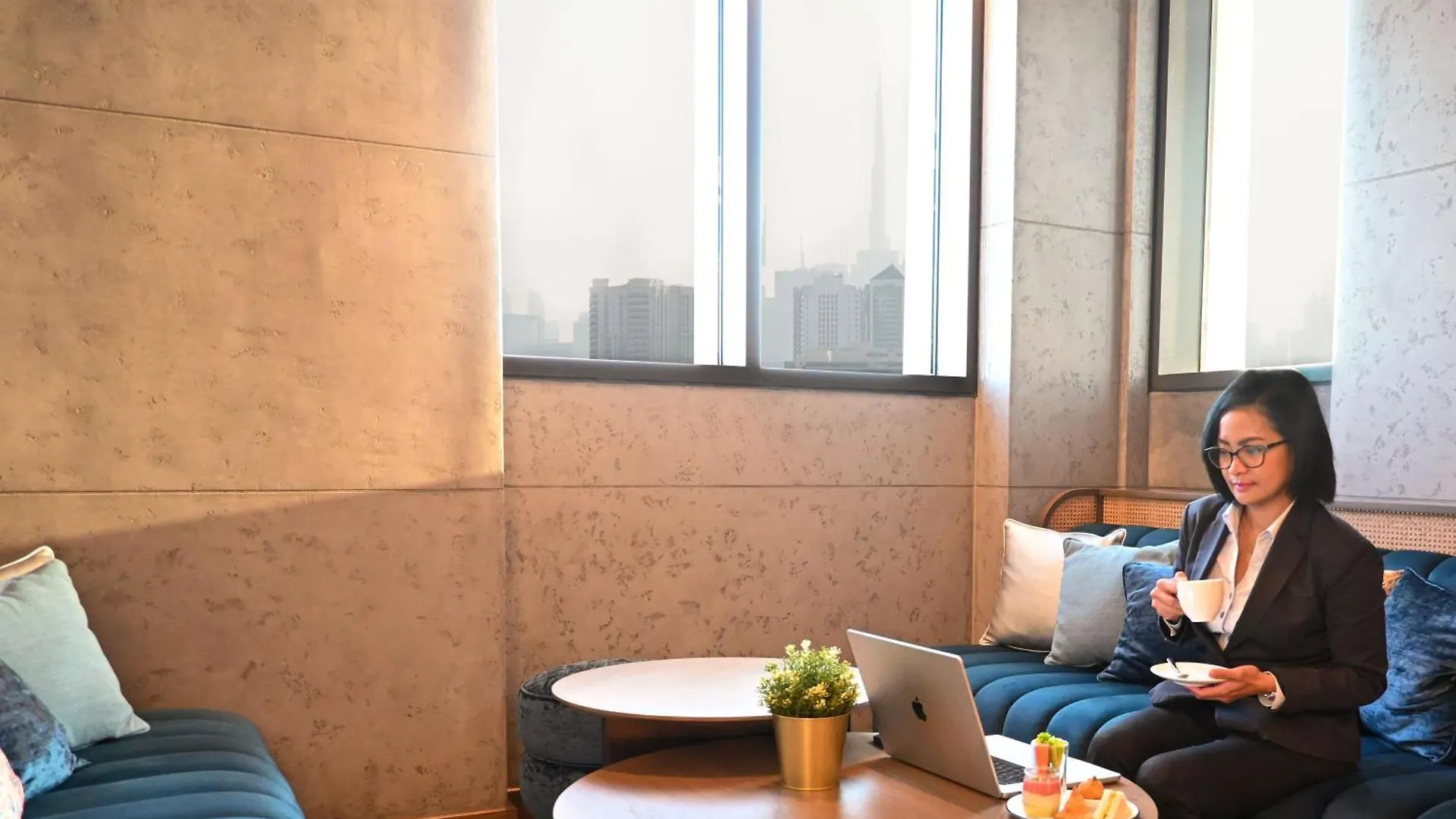 Mercure Dubai Gold District Hotel